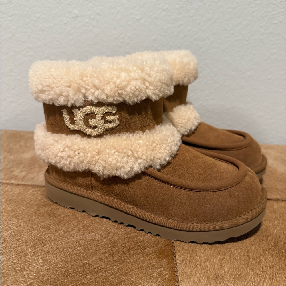 UGG Kids Mini Fluff Boot